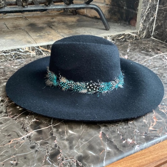 American Eagle NWT Wool Hat - Picture 2 of 8